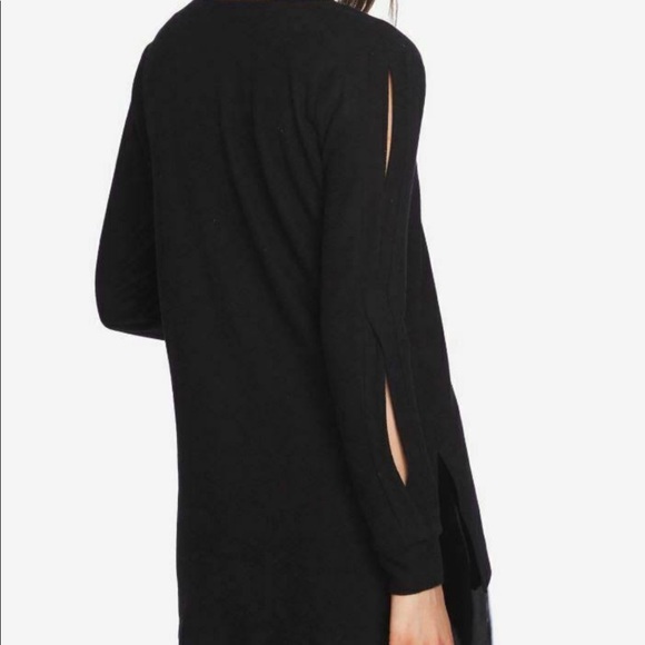 1.State cozy split sleeve V - neck Top - Picture 2 of 7